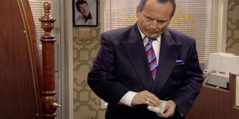 joe pesci pinky ring snl.